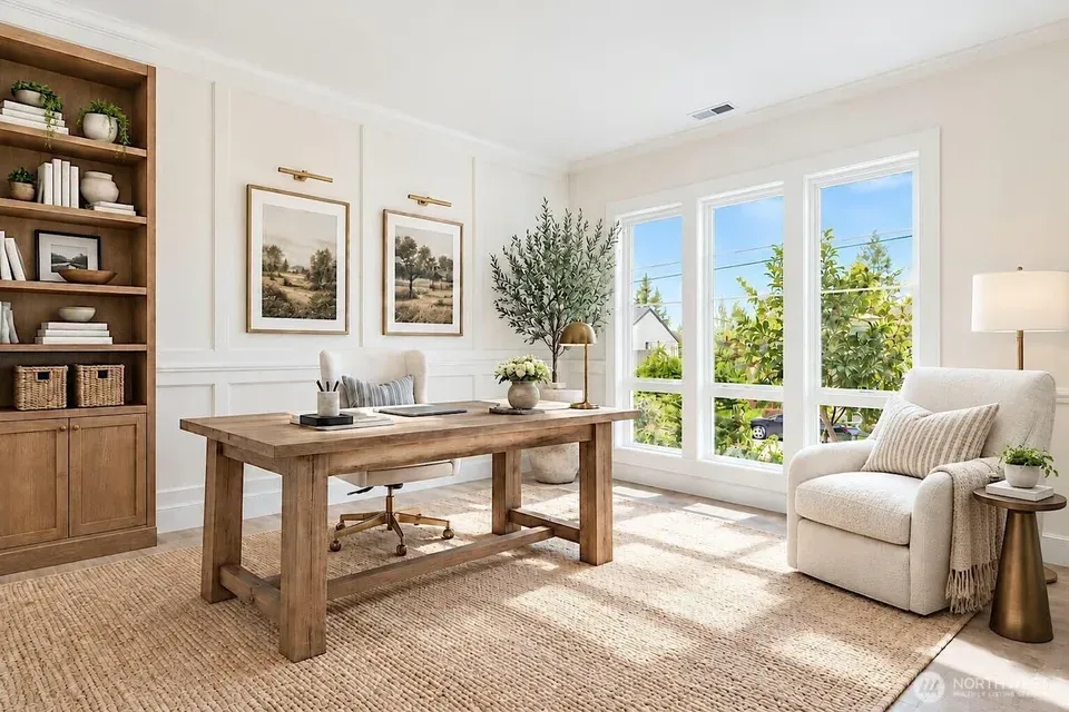 5 Bed 2 Bath Modern Architectural Estate in Bellevue, WA - 5
