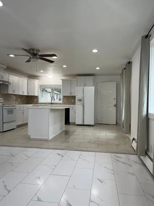5 Bed 2 Bath Modern Contemporary Residence in Fairbanks, AK - 5