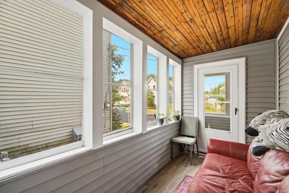 5 Bed 2 Bath Multi-Unit Residential Property in Burlington, VT - 3