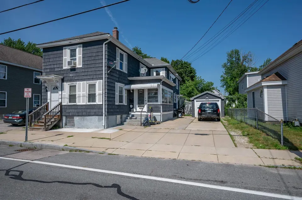 5 Bed 2 Bath Multi-Unit Residential Property in Nashua, NH