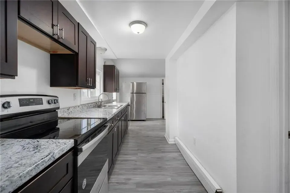 5 Bed 2 Bath Multi-Unit Residential Property in Warwick, RI - 5