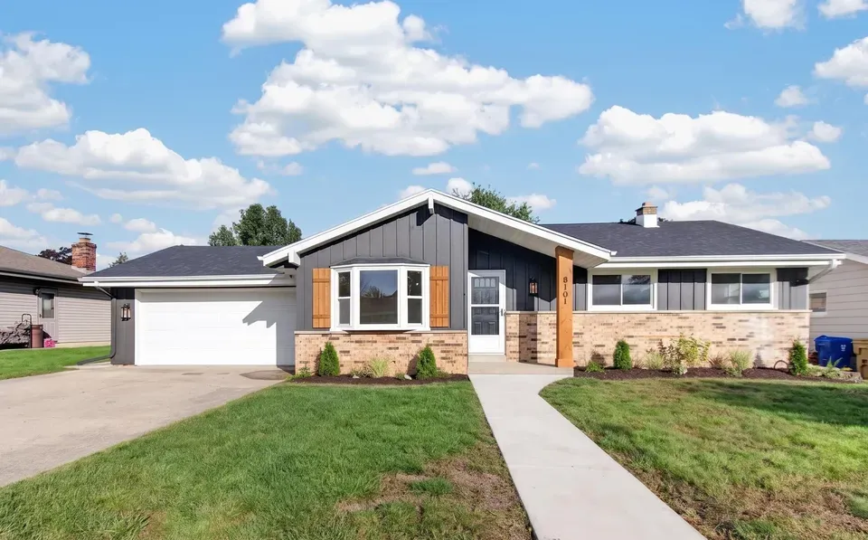5 Bed 2 Bath Traditional Suburban Family Home in Kenosha, WI