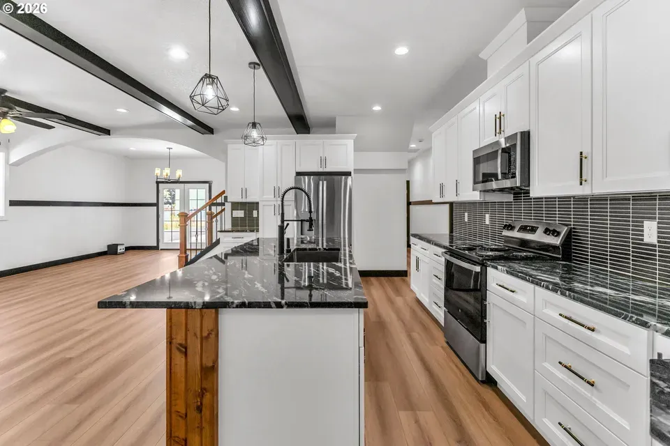 5 Bed 3 Bath Classic Historic Era Home in Hillsboro, OR - 2