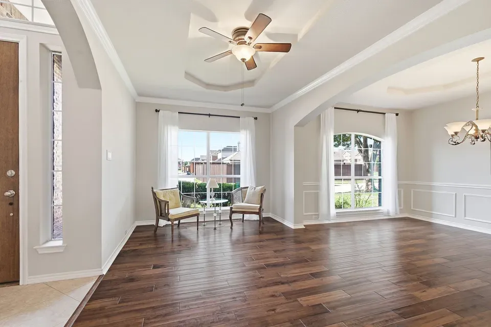 5 Bed 3 Bath Established Contemporary Home in Allen, TX - 3
