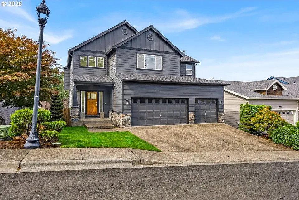 5 Bed 3 Bath Established Contemporary Home in Beaverton, OR - 1
