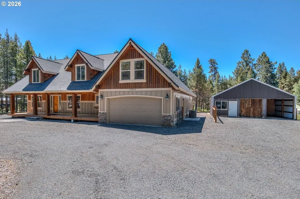 5 Bed 3 Bath Established Contemporary Home in Bend, OR - 1