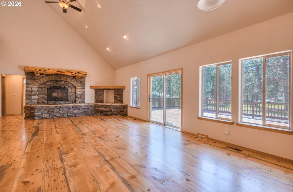 5 Bed 3 Bath Established Contemporary Home in Bend, OR - 5
