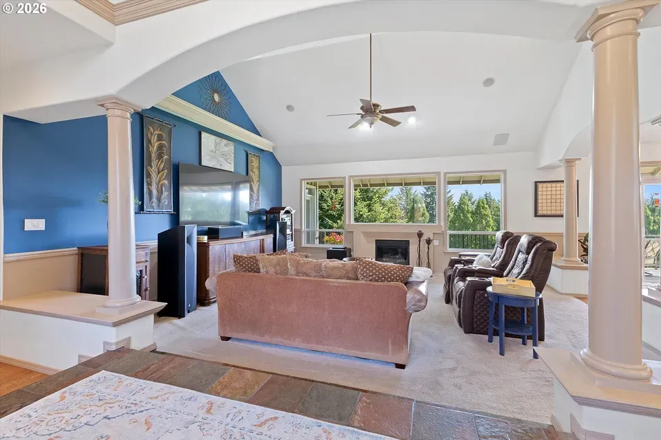 5 Bed 3 Bath Established Contemporary Home in Hillsboro, OR - 4
