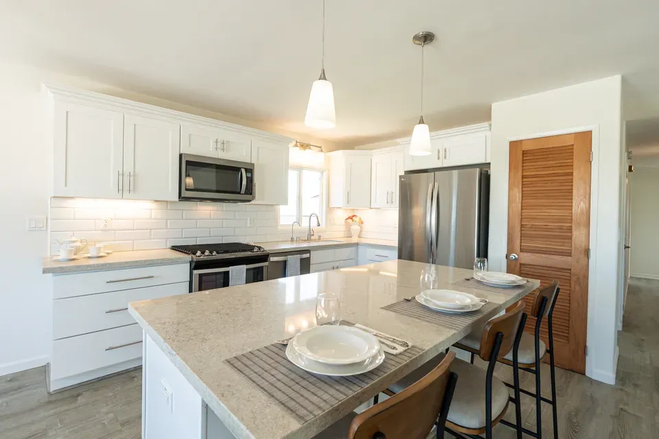 5 Bed 3 Bath Established Contemporary Home in Hilo, HI - 3