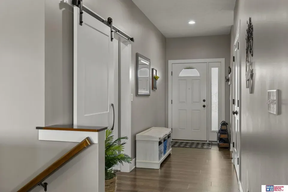 5 Bed 3 Bath Established Contemporary Home in Lincoln, NE - 4