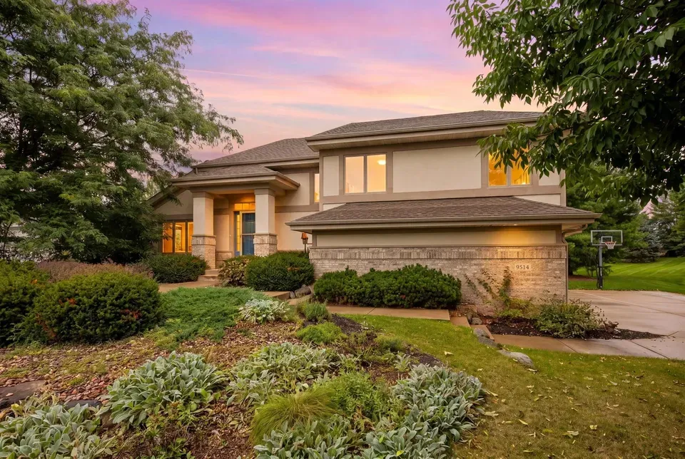 5 Bed 3 Bath Established Contemporary Home in Madison, WI - 1