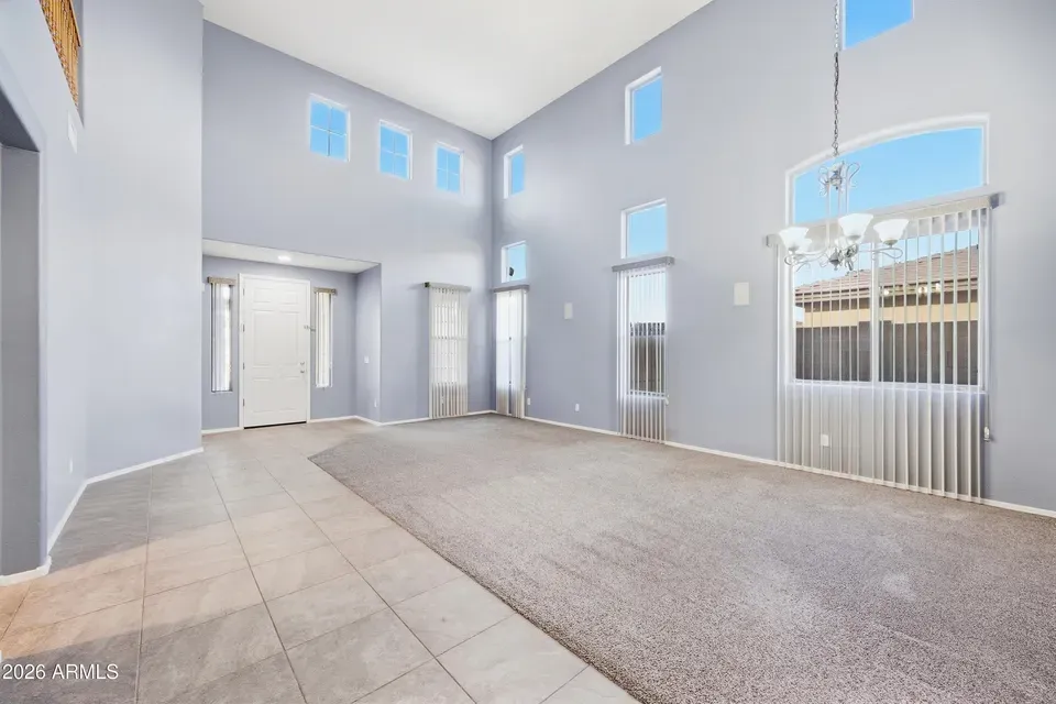 5 Bed 3 Bath Established Contemporary Home in Mesa, AZ - 3