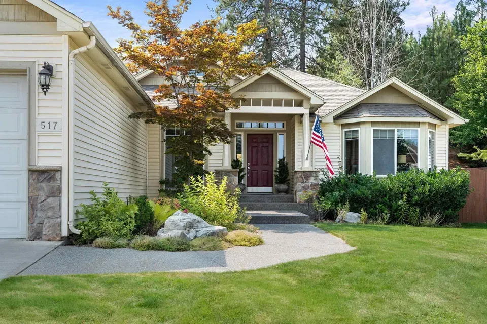5 Bed 3 Bath Established Contemporary Home in Spokane, WA - 4