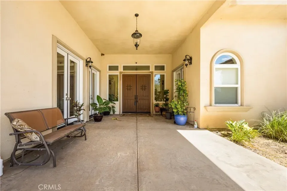 5 Bed 3 Bath Established Contemporary Home in Temecula, CA - 4