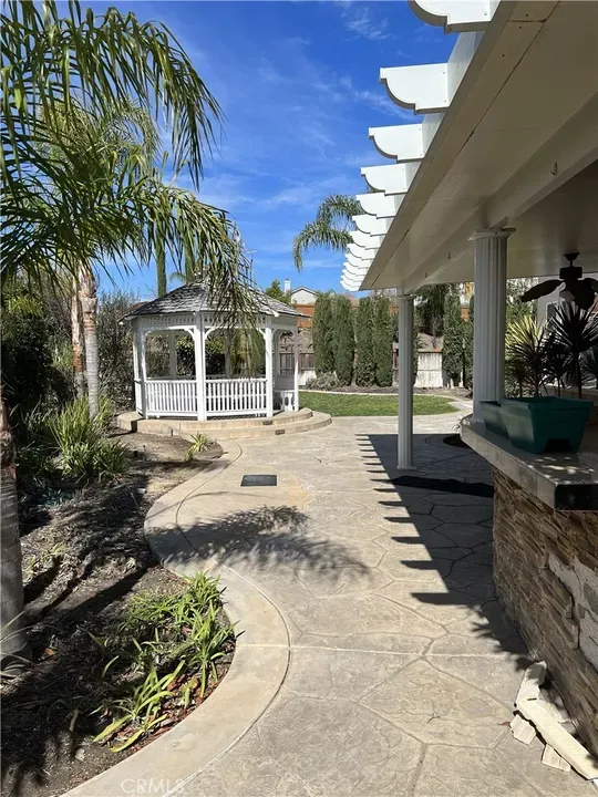 5 Bed 3 Bath Established Contemporary Home in Temecula, CA - 4