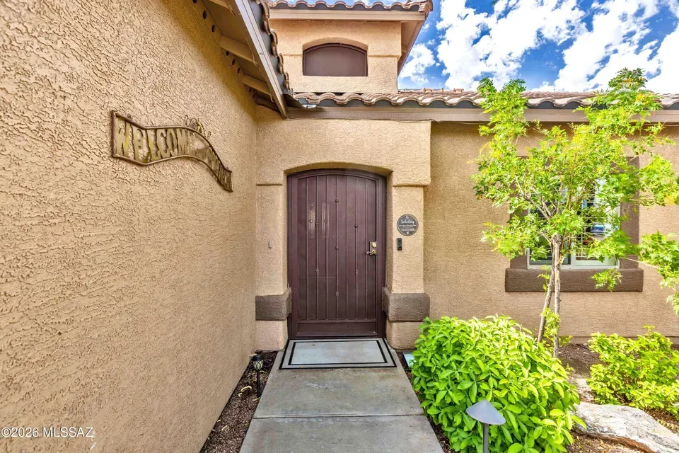 5 Bed 3 Bath Established Contemporary Home in Tucson, AZ - 3