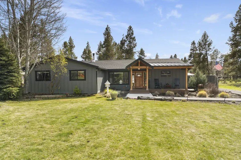 5 Bed 3 Bath Established Mid-Century Residence in Bend, OR