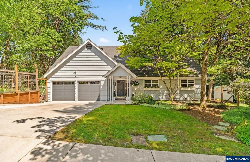 5 Bed 3 Bath Established Mid-Century Residence in Corvallis, OR