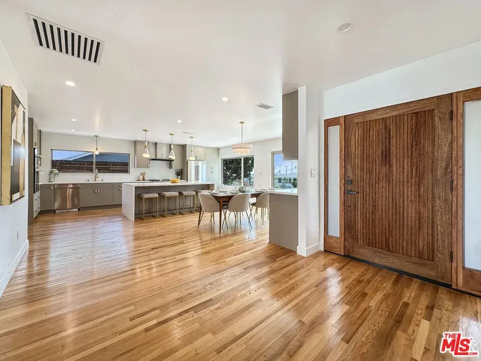 5 Bed 3 Bath Established Mid-Century Residence in Los Angeles, CA - 4