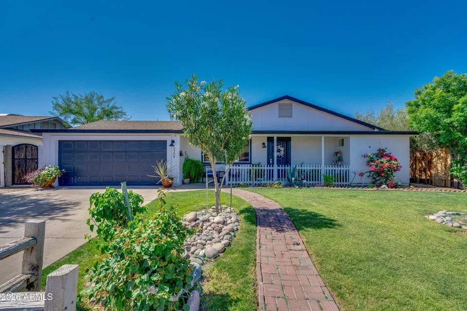 5 Bed 3 Bath Established Mid-Century Residence in Mesa, AZ