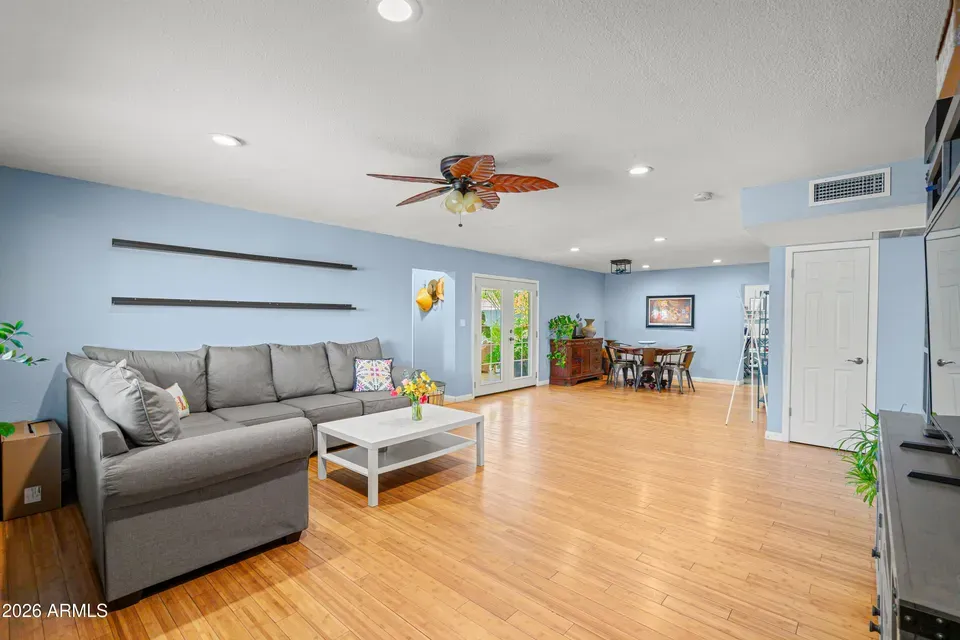 5 Bed 3 Bath Established Mid-Century Residence in Mesa, AZ - 4