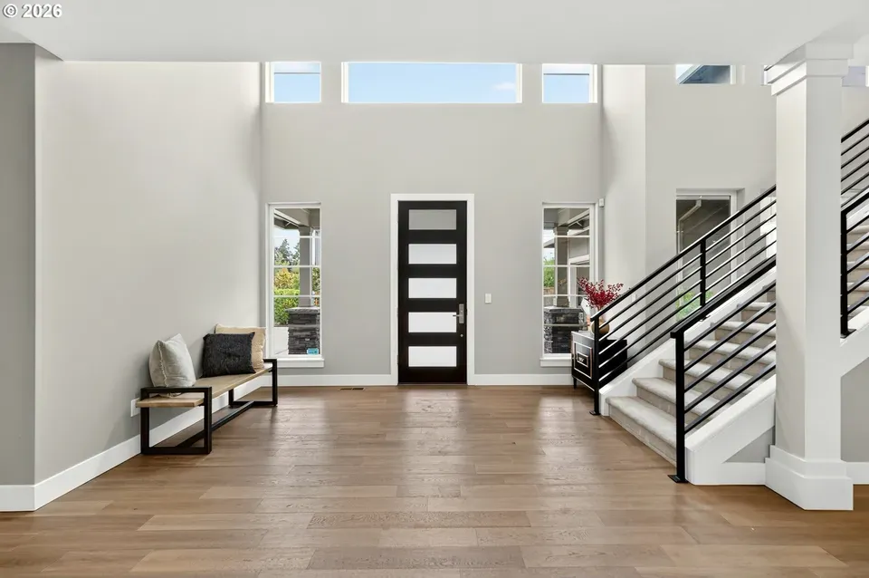 5 Bed 3 Bath Modern Contemporary Residence in Beaverton, OR - 4