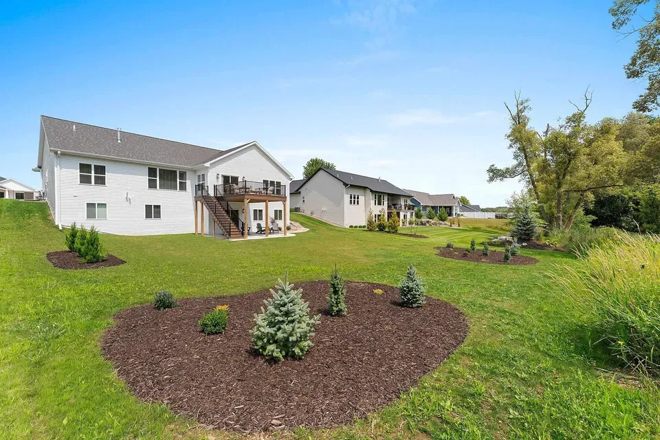 5 Bed 3 Bath Modern Contemporary Residence in Green Bay, WI - 5