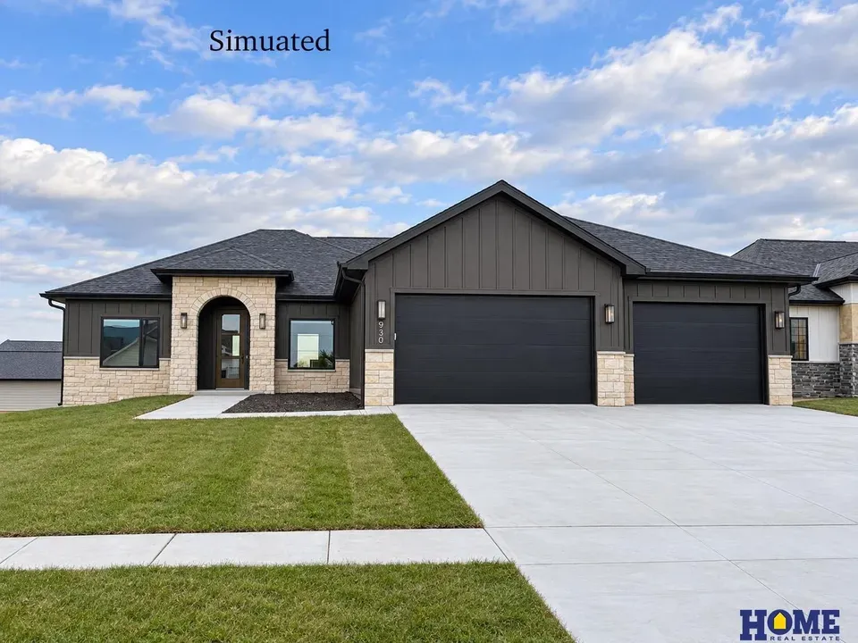 5 Bed 3 Bath Modern Contemporary Residence in Lincoln, NE - 1