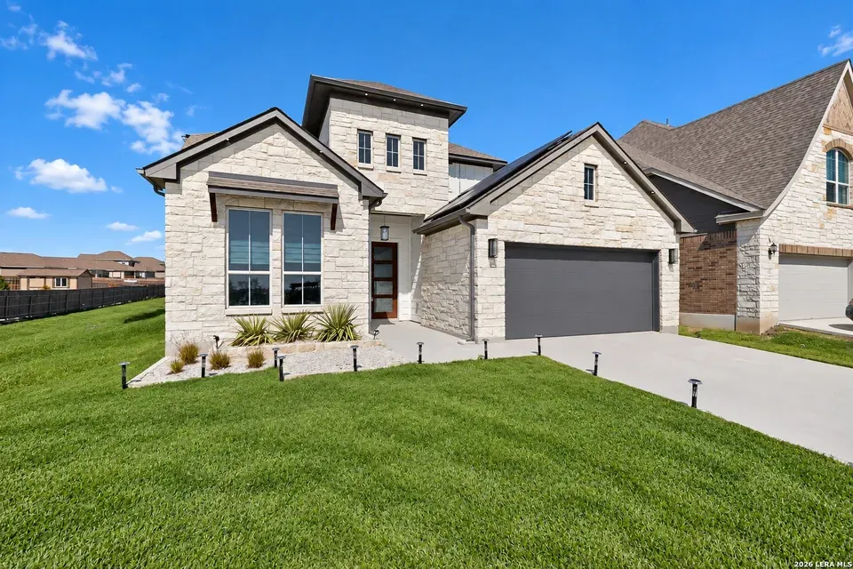 5 Bed 3 Bath Modern Contemporary Residence in New Braunfels, TX - 5