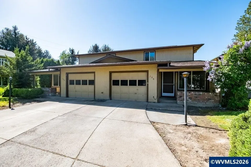 5 Bed 3 Bath Multi-Unit Residential Property in Corvallis, OR - 3