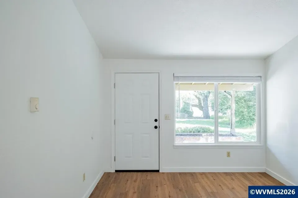 5 Bed 3 Bath Multi-Unit Residential Property in Corvallis, OR - 5