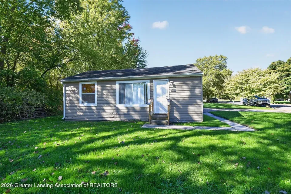 5 Bed 3 Bath Multi-Unit Residential Property in Lansing, MI - 3