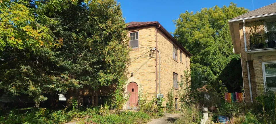 5 Bed 3 Bath Multi-Unit Residential Property in Madison, WI - 1