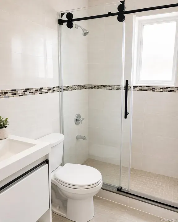 5 Bed 3 Bath Multi-Unit Residential Property in Queens, NY - 3
