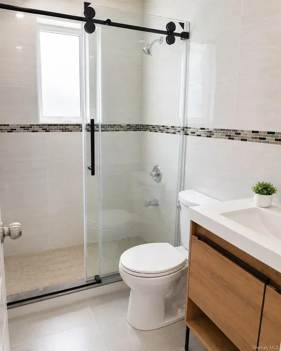 5 Bed 3 Bath Multi-Unit Residential Property in Queens, NY - 4