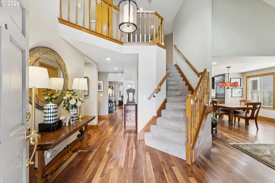 5 Bed 3 Bath Traditional Suburban Family Home in Beaverton, OR - 3