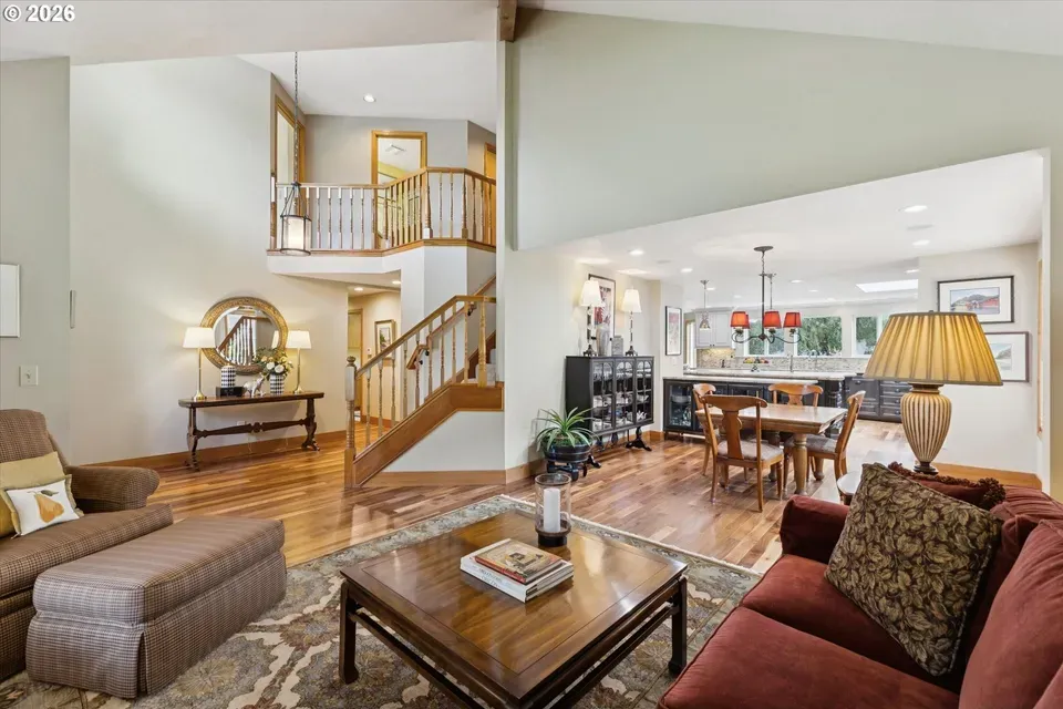 5 Bed 3 Bath Traditional Suburban Family Home in Beaverton, OR - 5