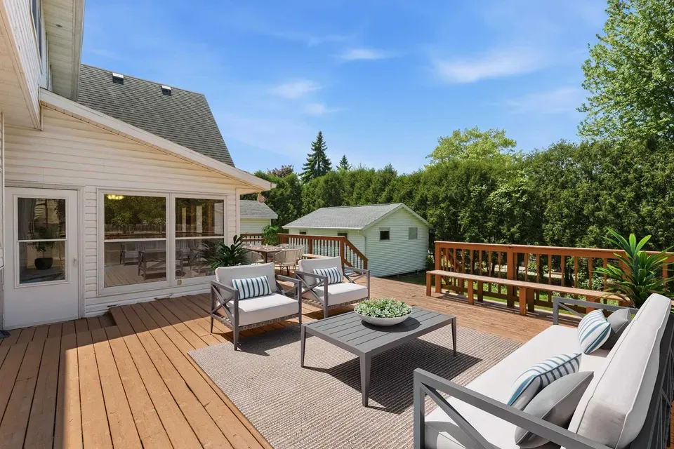 5 Bed 3 Bath Traditional Suburban Family Home in Green Bay, WI - 5