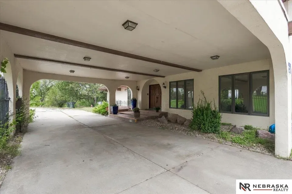 5 Bed 3 Bath Traditional Suburban Family Home in Lincoln, NE - 4