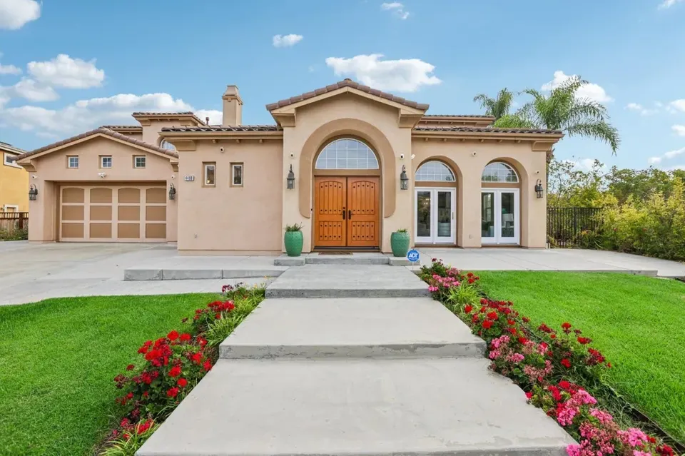 5 Bed 3 Bath Traditional Suburban Family Home in San Jose, CA