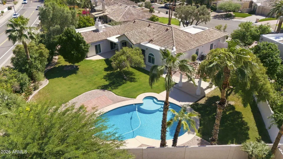 5 Bed 3 Bath Traditional Suburban Family Home in Scottsdale, AZ - 1