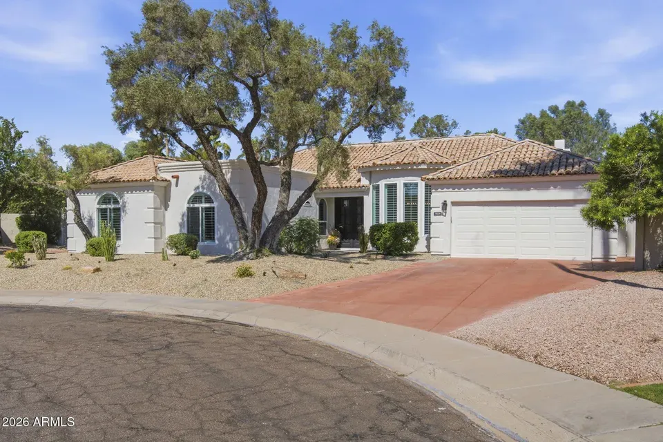 5 Bed 3 Bath Traditional Suburban Family Home in Scottsdale, AZ - 5
