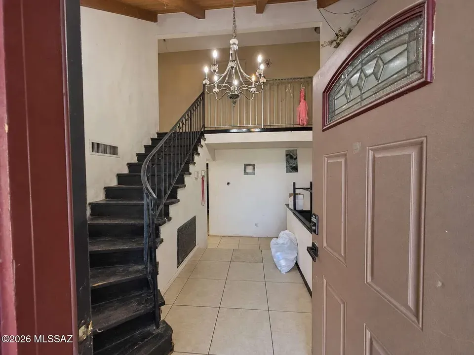5 Bed 3 Bath Traditional Suburban Family Home in Tucson, AZ - 3
