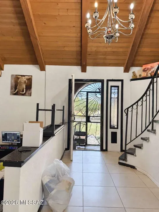 5 Bed 3 Bath Traditional Suburban Family Home in Tucson, AZ - 4