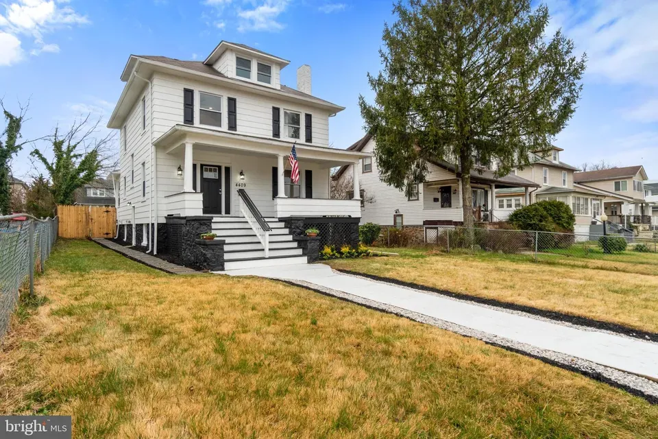 5 Bed 4 Bath Classic Historic Era Home in Baltimore, MD - 4