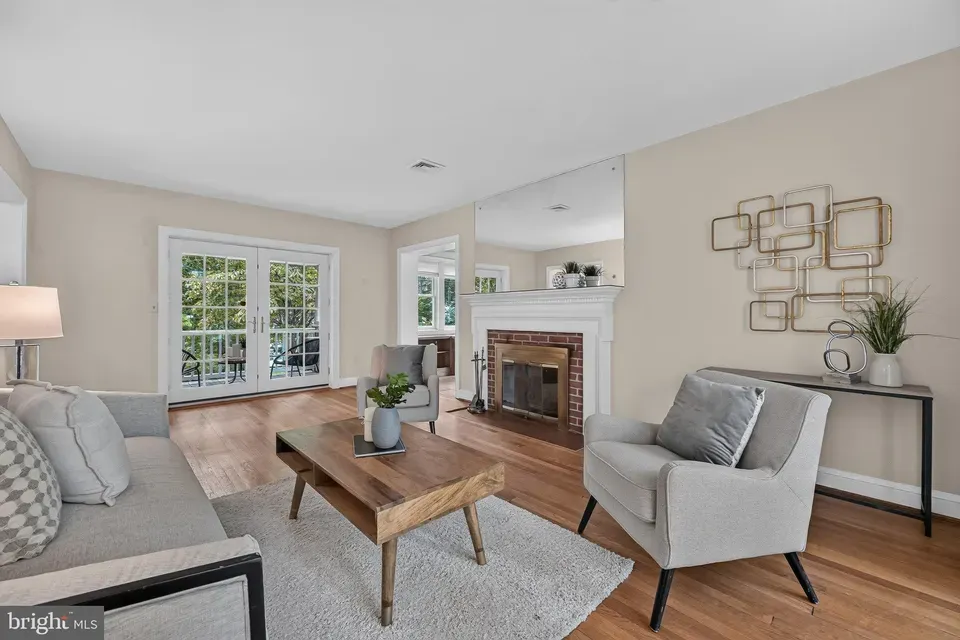 5 Bed 4 Bath Classic Historic Era Home in Bethesda, MD - 4