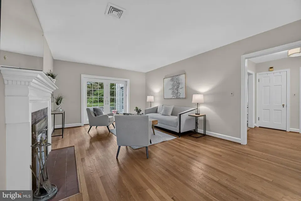 5 Bed 4 Bath Classic Historic Era Home in Bethesda, MD - 5