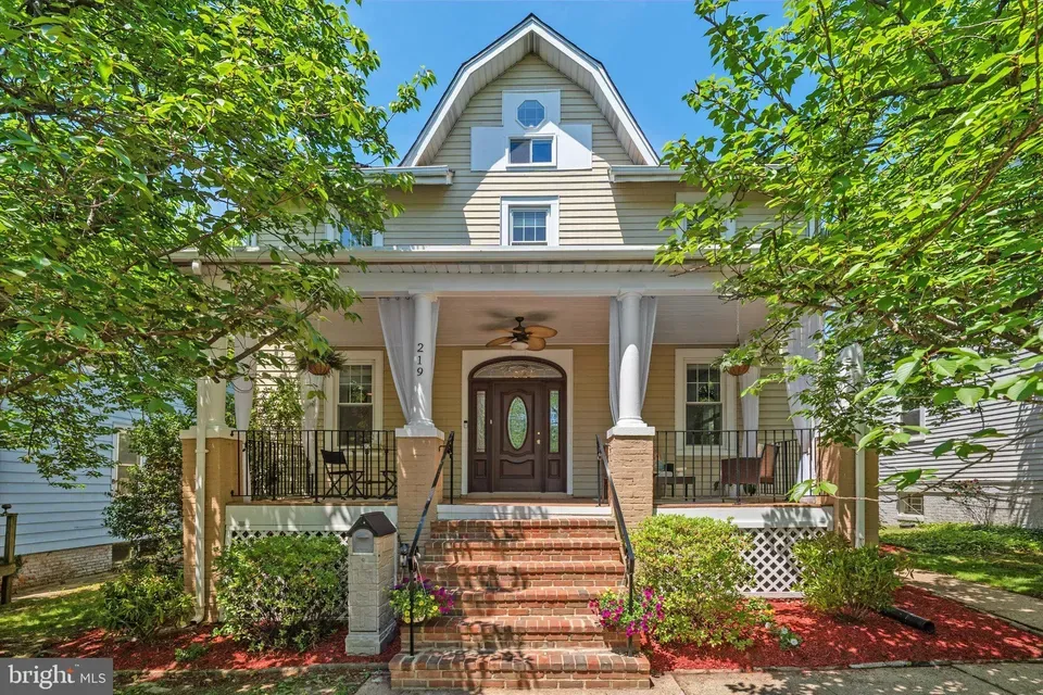 5 Bed 4 Bath Classic Historic Era Home in Washington, DC - 4