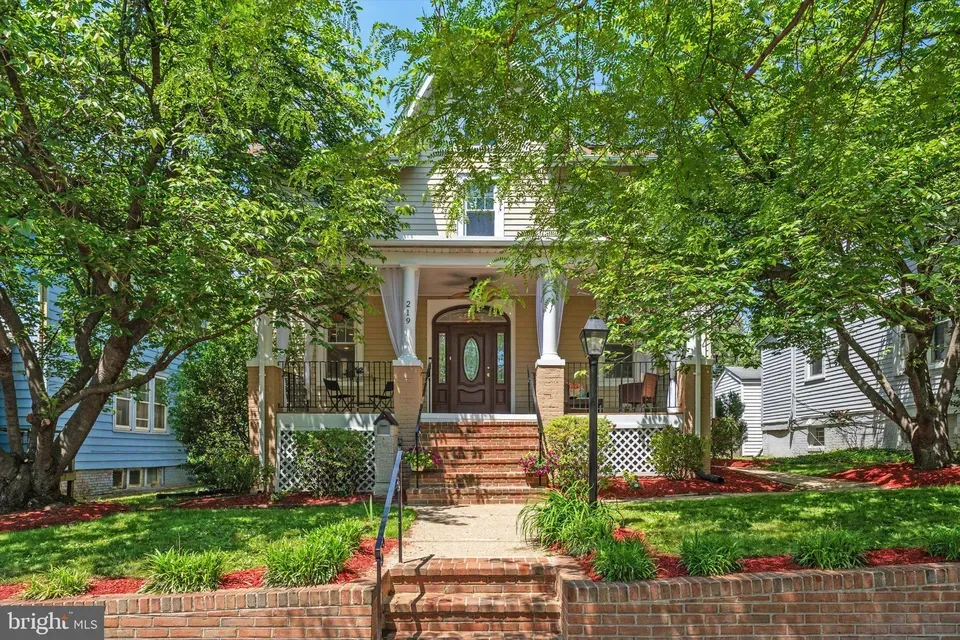 5 Bed 4 Bath Classic Historic Era Home in Washington, DC - 5