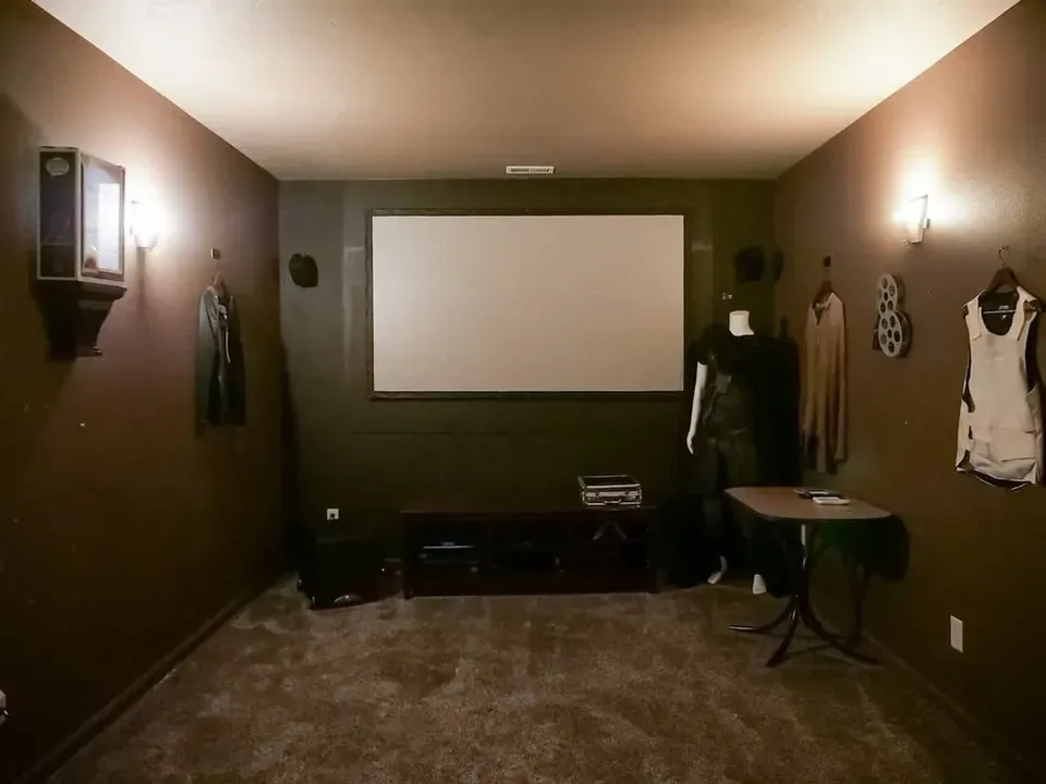 5 Bed 4 Bath Contemporary High-Rise Condo in Meridian, ID